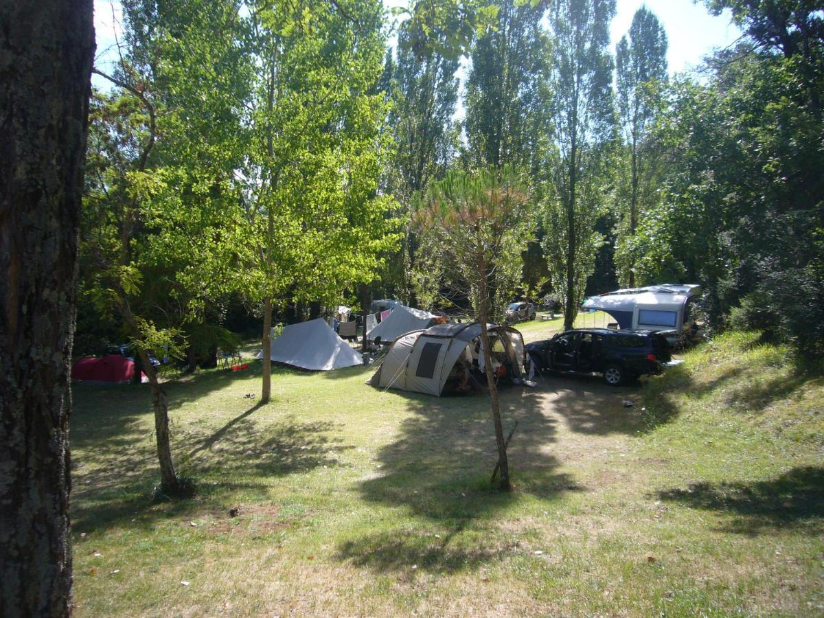 Camping De Graniers Monoblet المظهر الخارجي الصورة