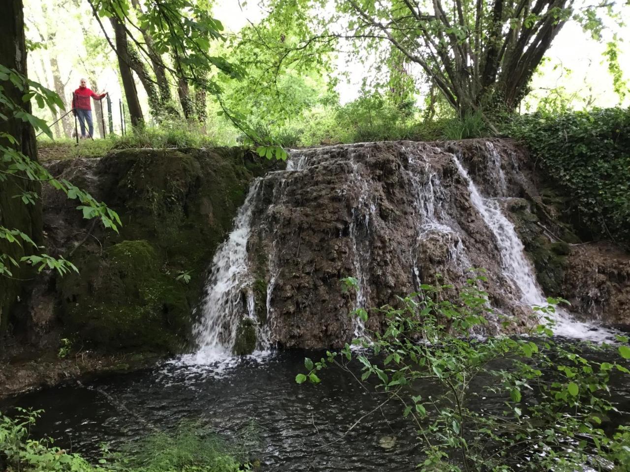 فندق Camping De Graniers Monoblet المظهر الخارجي الصورة