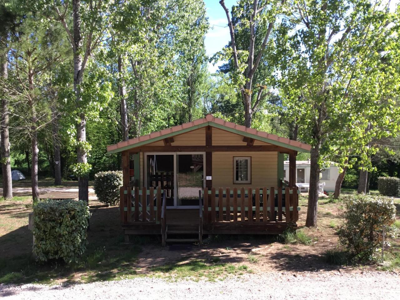 Camping De Graniers Monoblet المظهر الخارجي الصورة