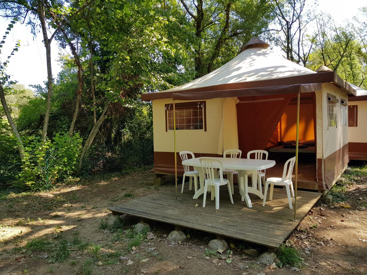 Camping De Graniers Monoblet المظهر الخارجي الصورة